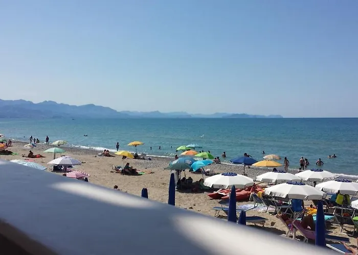 Nyaraló Pomelia Campofelice di Roccella