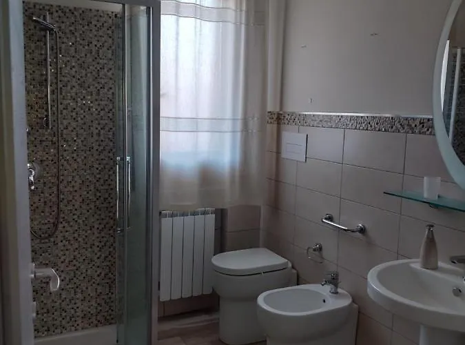 Pomelia * Campofelice di Roccella