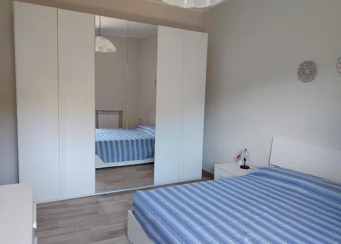 Pomelia Campofelice di Roccella